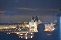 Clin d'oeil sur le Louvre en face !